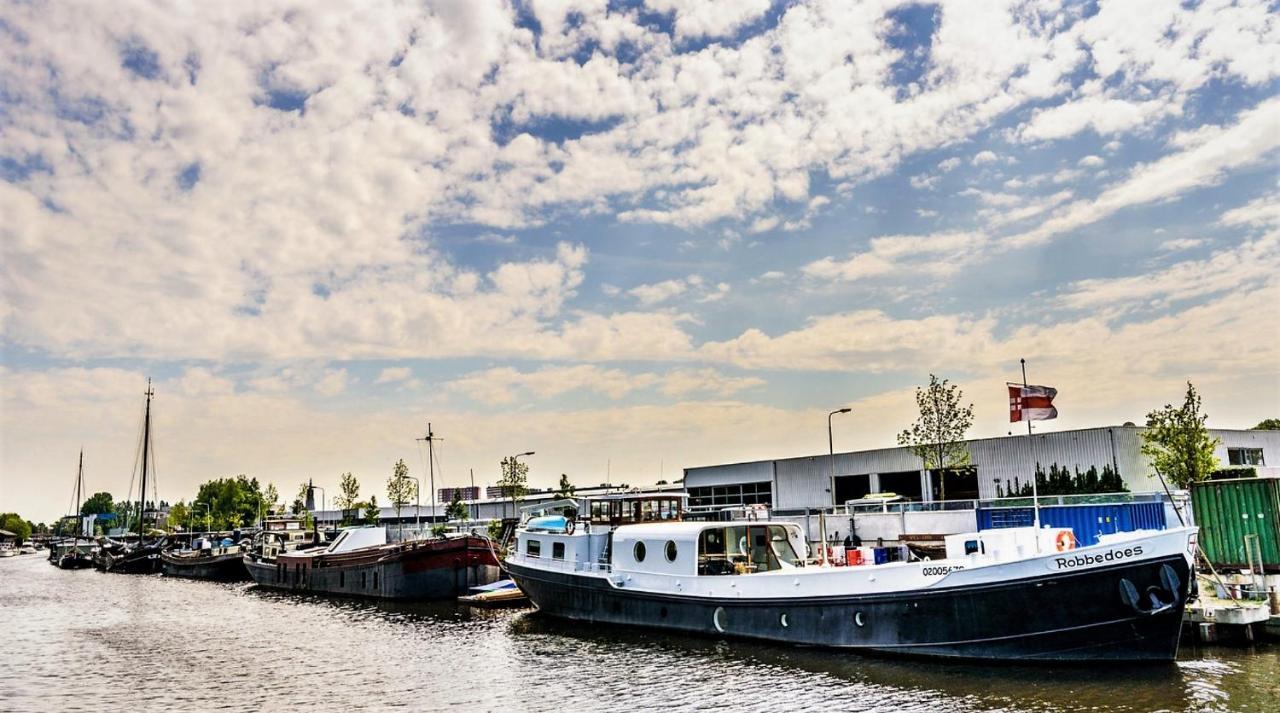 B&B Woonschip Robbedoes อาเมอร์สฟอร์ต ภายนอก รูปภาพ