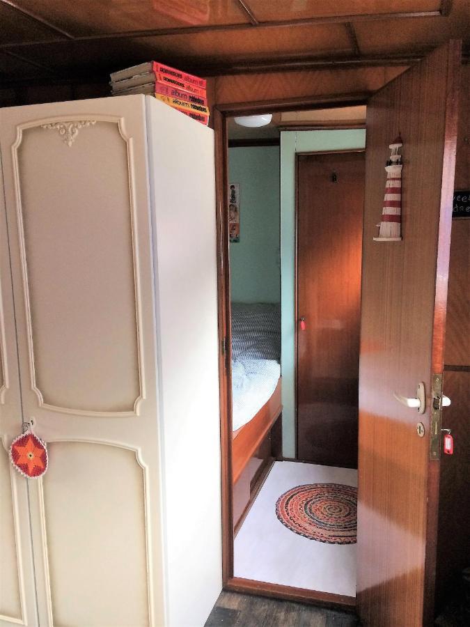 B&B Woonschip Robbedoes อาเมอร์สฟอร์ต ภายนอก รูปภาพ